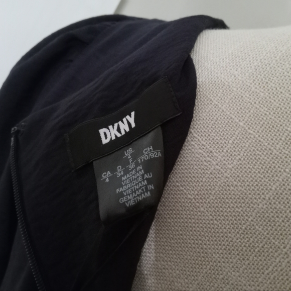 DKNY NAVY DRESS SIZE 4 - Picture 3 of 7